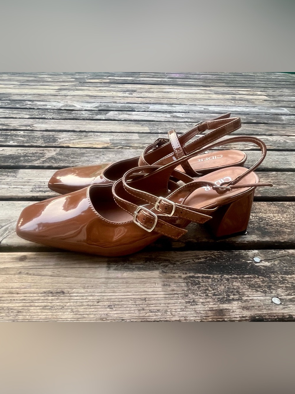 CIDER Glossy Brown Strappy Heeled Flats - Picture 6 of 10